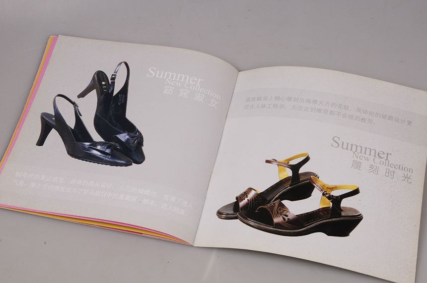 女装鞋宣传册设计